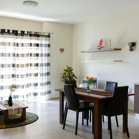 Your Quiet Retreat In Apartment